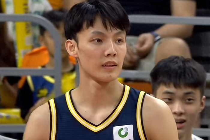 广东男篮双外援缺席仍掌控局势，主场力克福建