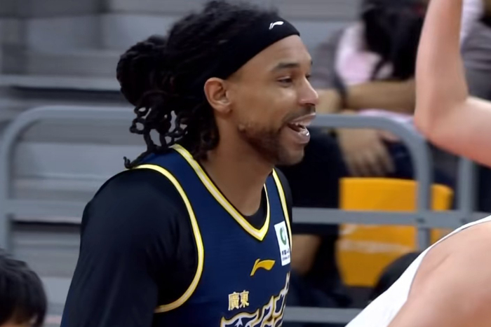 广东男篮双外援缺席仍掌控局势，主场力克福建