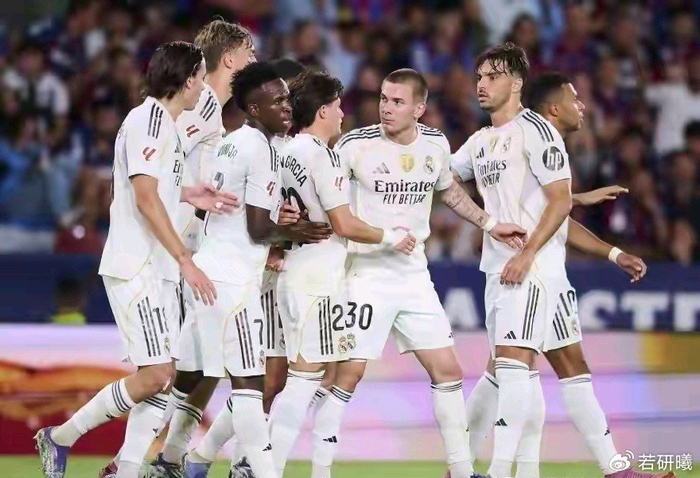 皇马客场挑战贝蒂斯巴萨客场迎战赫塔菲争冠悬