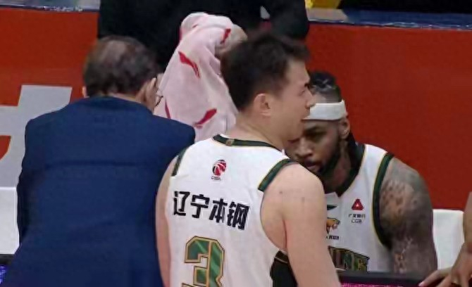 广东力克广州晋级八强 山东大胜辽宁挺进四强