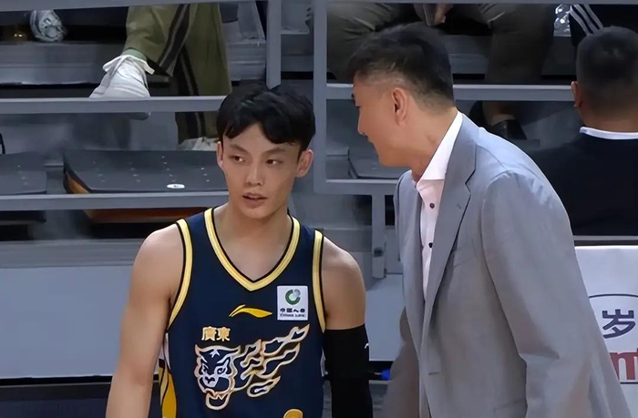 广东力克广州晋级八强 山东大胜辽宁挺进四强
