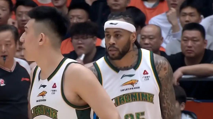 广东力克广州晋级八强 山东大胜辽宁挺进四强
